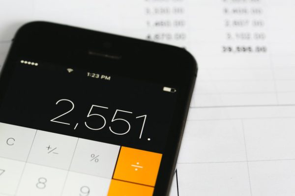 How AI Can Help Small Businesses Organise Finance Admin and Bookkeeping