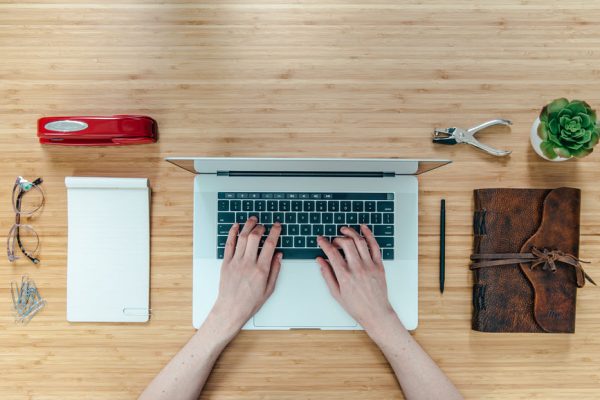 AI Sales Handoff: Passing a Qualified Lead from AI to Human